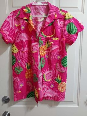 Pink short sleeve Hawaiian shirt